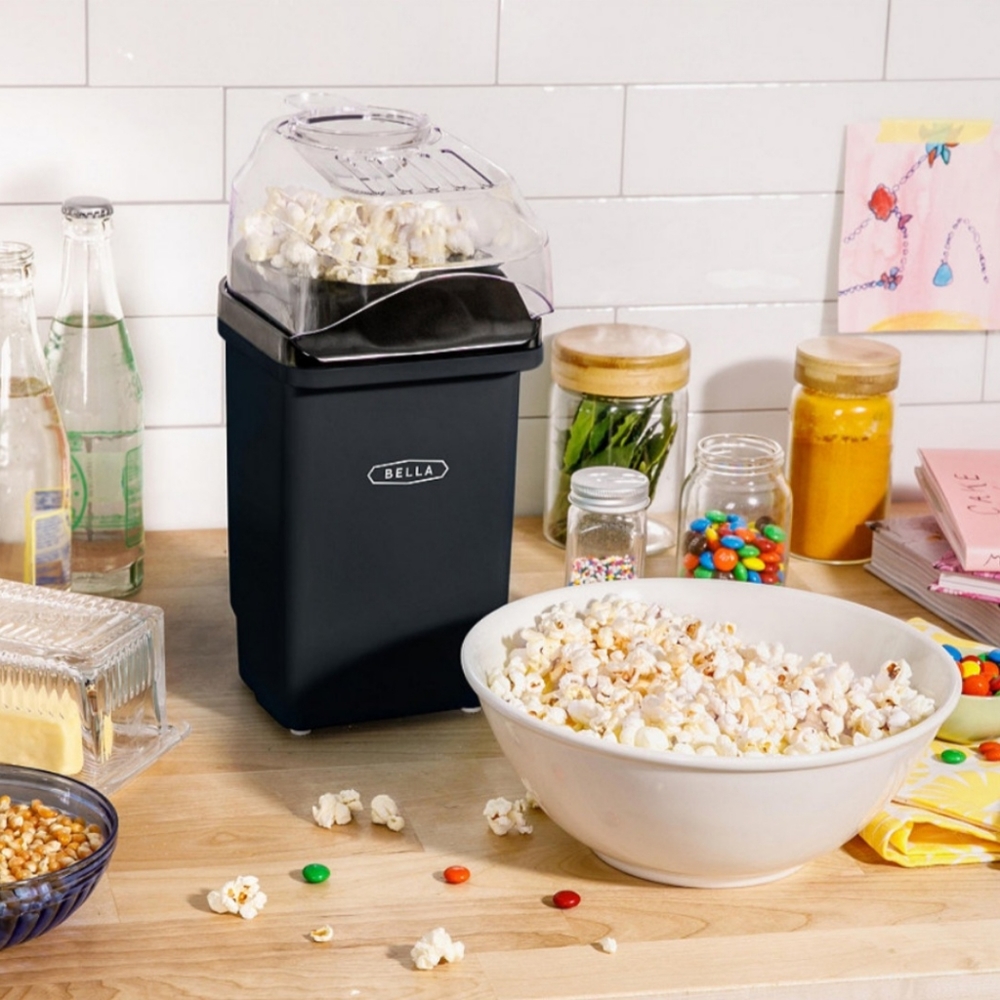 BELLA Hot Air Popcorn Maker- 1500 watts NIB